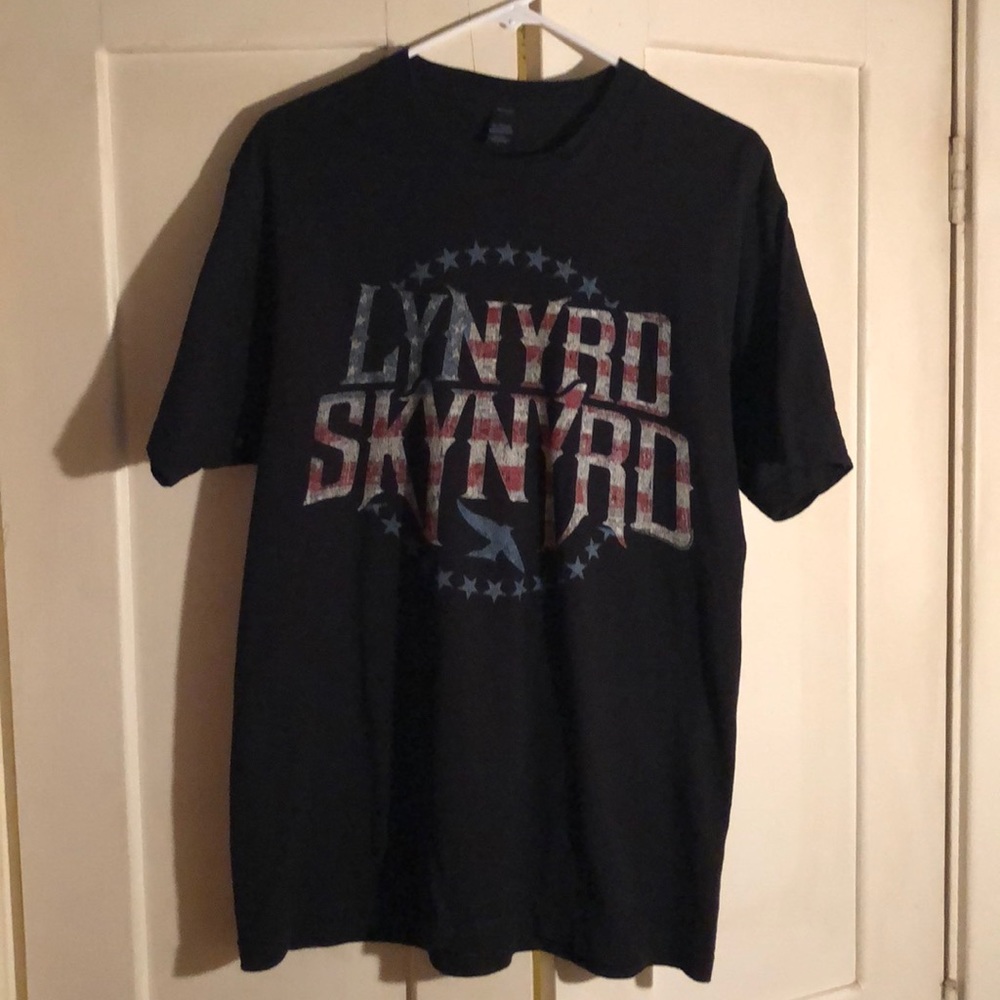 Black Lynyrd Skynyrd graphic tee. Large.
